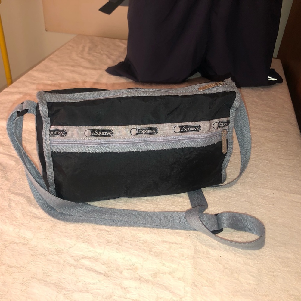 Vintage 1980’s LeSPORTSAC Crossbody Bag